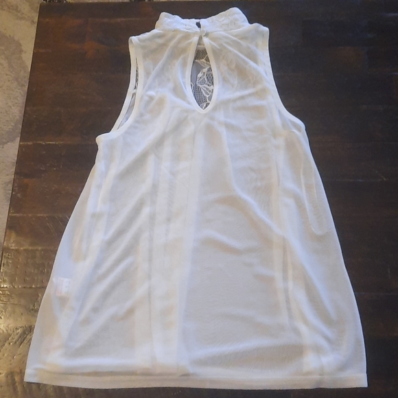 Blouse - Picture 6 of 6